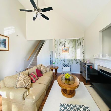 Private Room & Bathroom Close To Downtown Raleigh Bagian luar foto