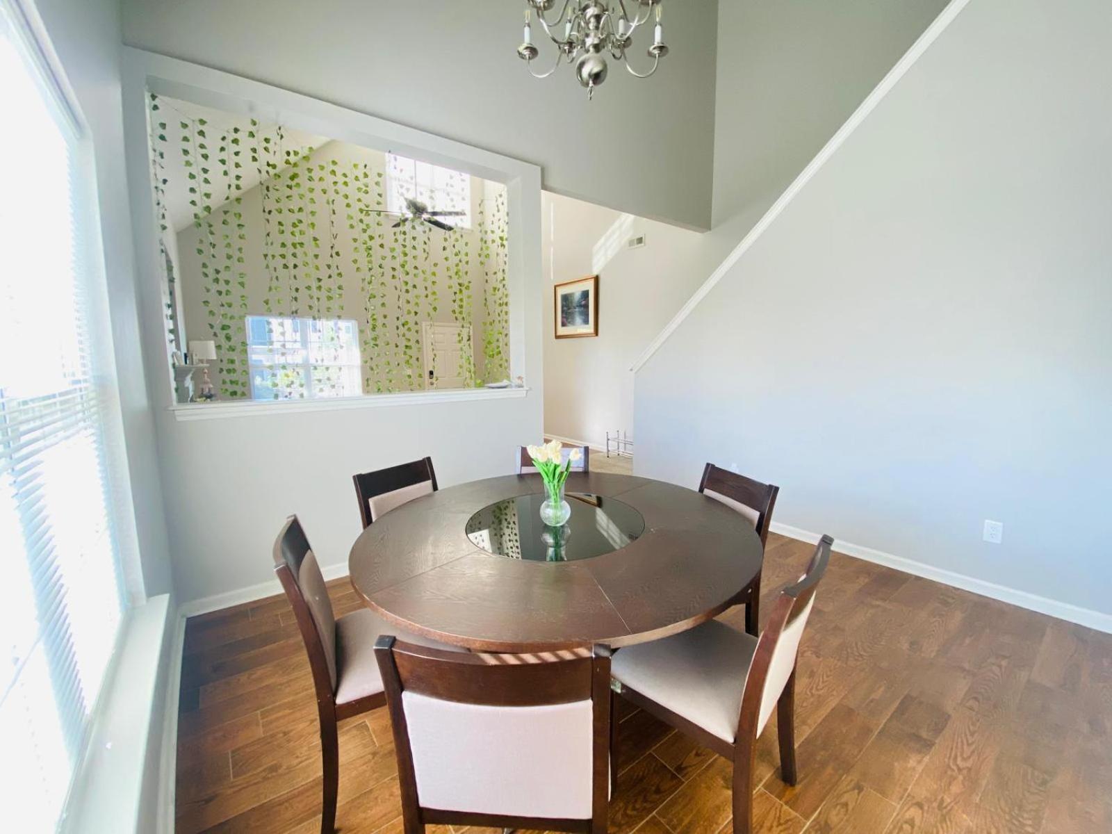 Private Room & Bathroom Close To Downtown Raleigh Bagian luar foto